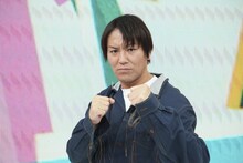 「センビキ」に出演する狩野英孝