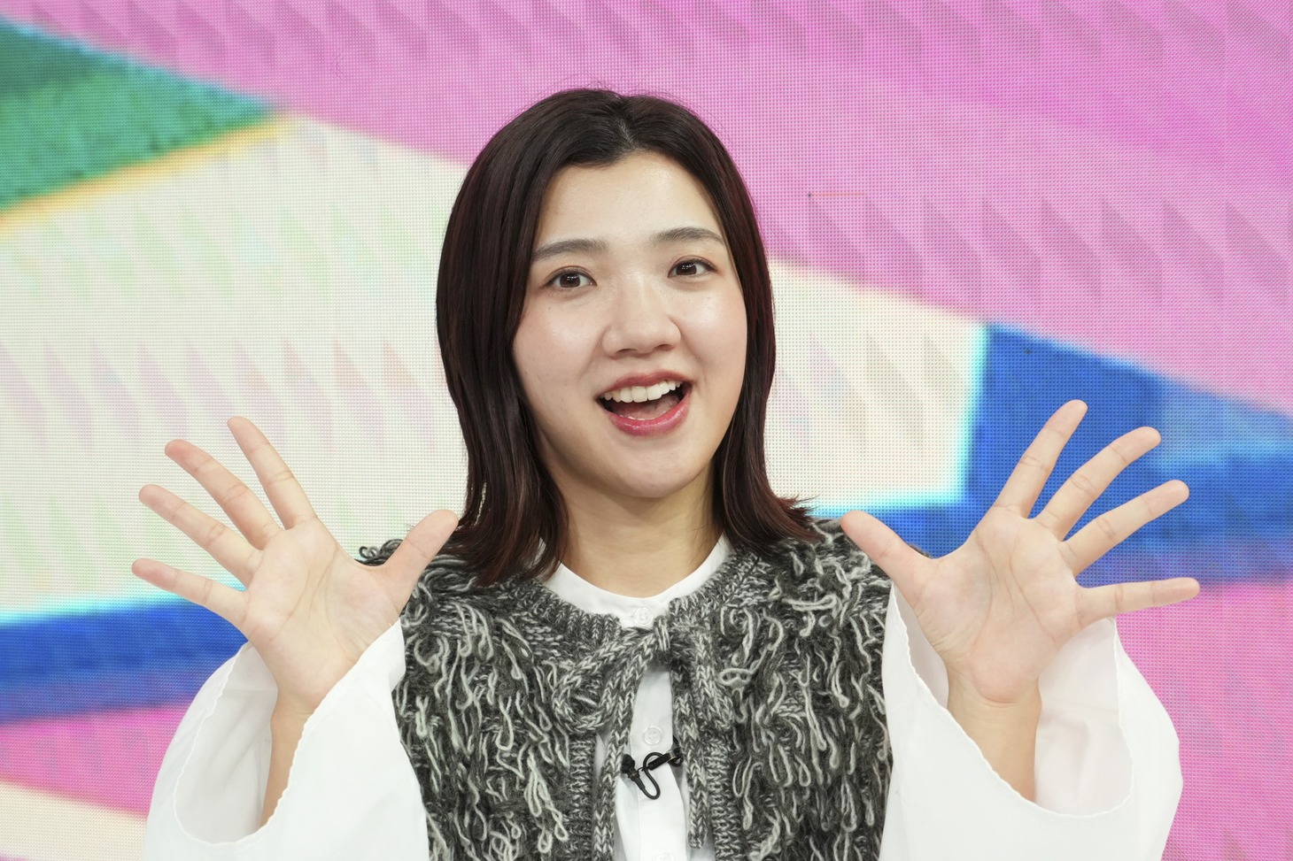 「センビキ」に出演する3時のヒロイン福田