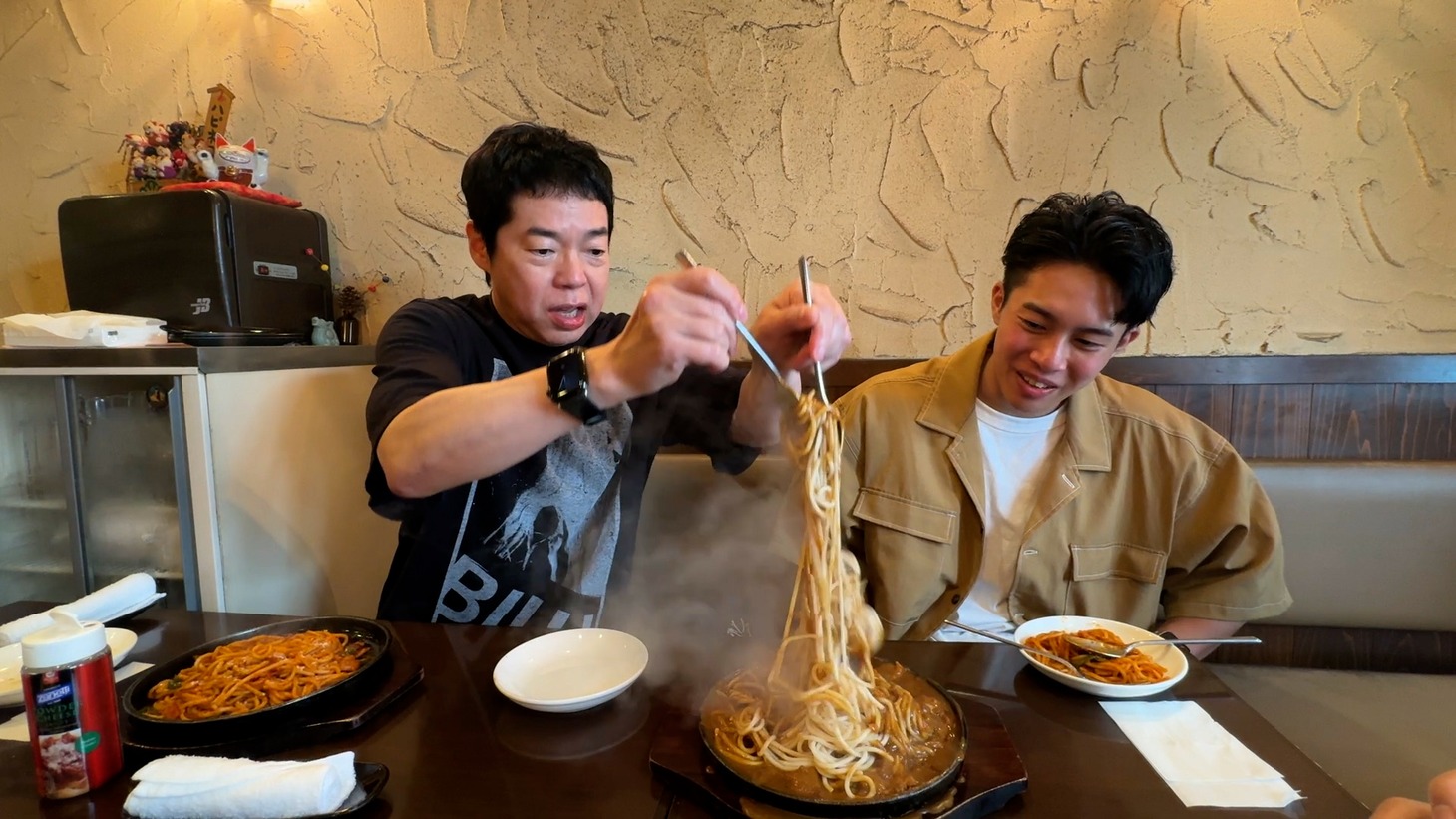 「スパゲッTV」のワンシーン。