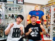 左から、よゐこ濱口と「キン肉マン」原作者の嶋田隆司（ゆでたまご）