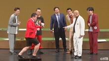 「錦鯉が行く！のりのり散歩 特別編～はじめてのお笑いライブ公開収録～」より。