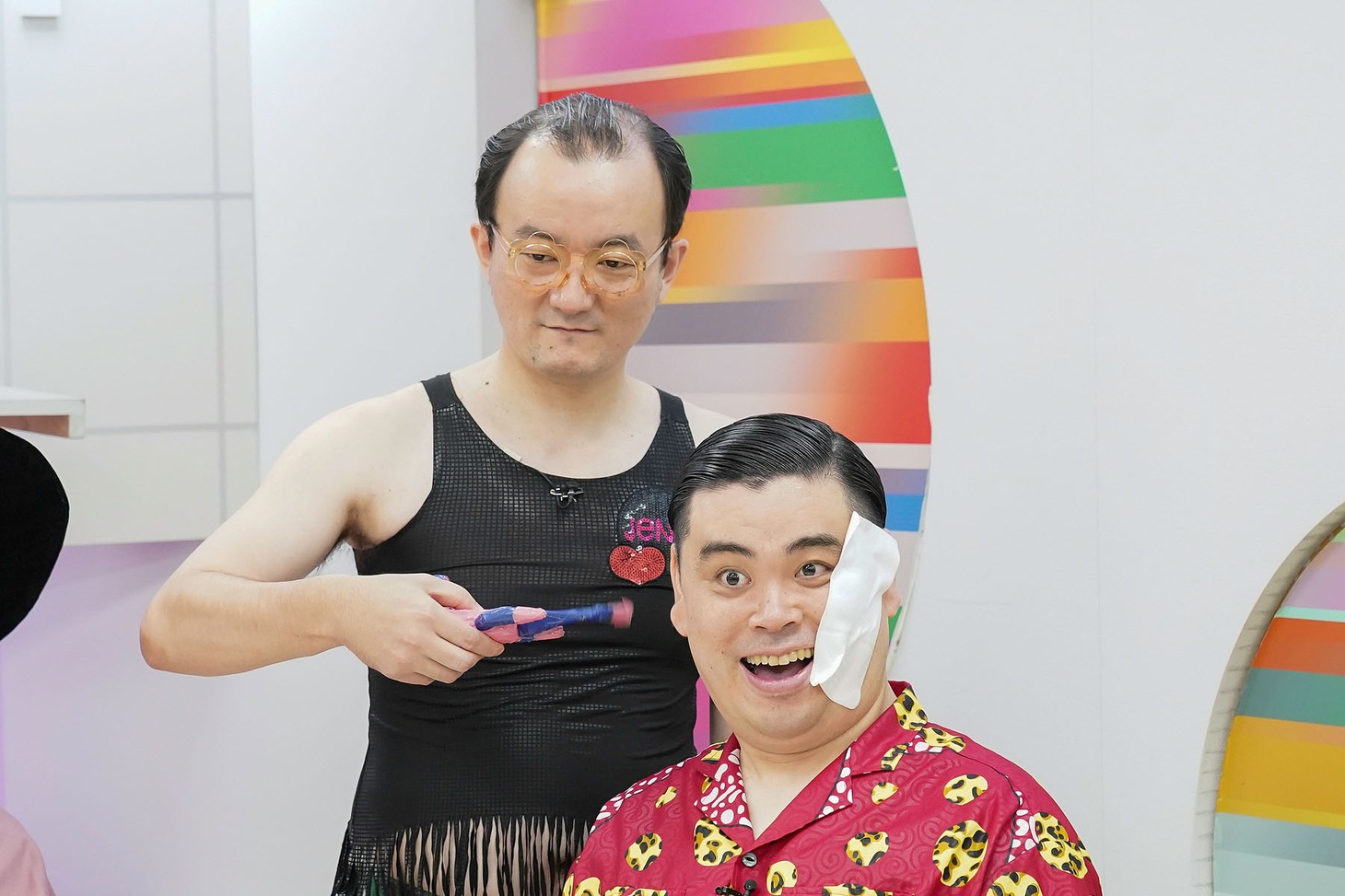 パラレルワールドのワイドショー「ザ・ワイドチョパネ」の様子