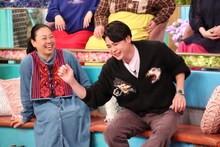 「トークィーンズ」に出演する平成ノブシコブシ吉村、いとうあさこ