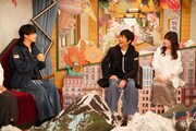 コント番組「LIFE！秋」に出演する宮世琉弥（左）