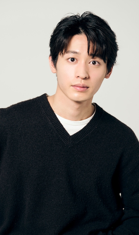 平凡な無気力男子・角谷創也役の小林亮太