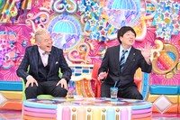 左から、キャイ～ン・ウド鈴木、蛍原徹