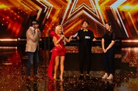 市川こいくちが出演した「Supertalent Croatia」の様子