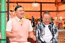 左からオードリー春日、出川哲朗