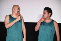 映画「レッド・ワン」公開記念イベントに登壇した鬼越トマホーク