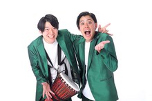 シンバルモンキー。左がイオリ・ジャンバック、右がジンリキ