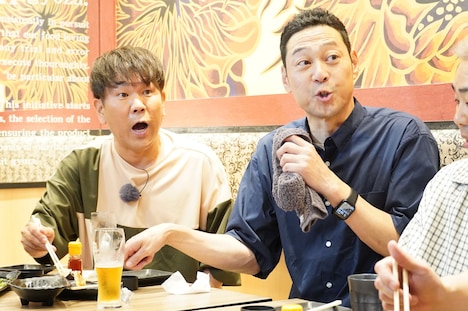 左からFUJIWARA藤本、東野幸治