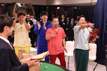 「火曜は全力！華大さんと千鳥くん」のワンシーン