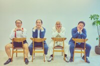 公式本「M-1グランプリ大全2001-2024」より、トレンディエンジェルと錦鯉