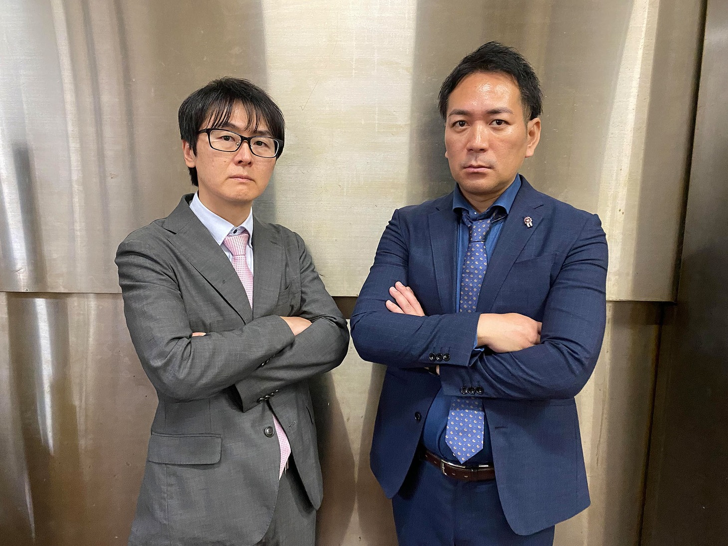 公式本「M-1グランプリ大全2001-2024」より、スーパーマラドーナ