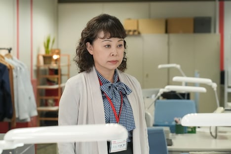 なるみ扮する大久保育代