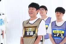 ロングコートダディ堂前