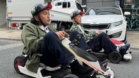 LEDカートに乗る見取り図