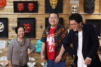 さまざまなお面に出会うモグライダー