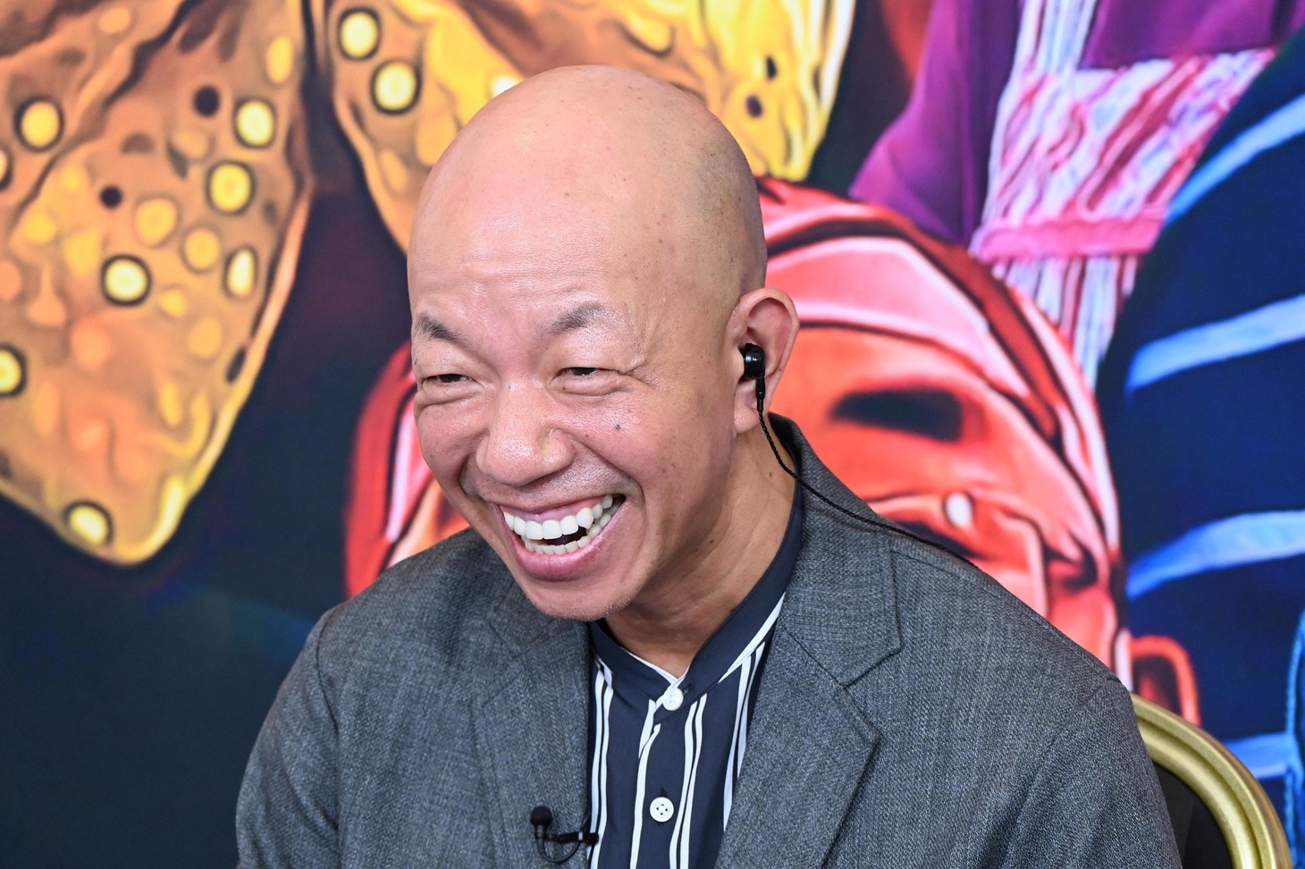 「オモウマい店」パートのバイきんぐ小峠 (c)中京テレビ