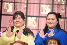 ぼる塾の（左から）あんり、田辺