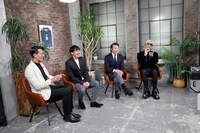 サッカー特番「SAMURAIたちを越えてゆけ」に出演する（左から）槙野智章、松井大輔、加藤浩次、ROLAND