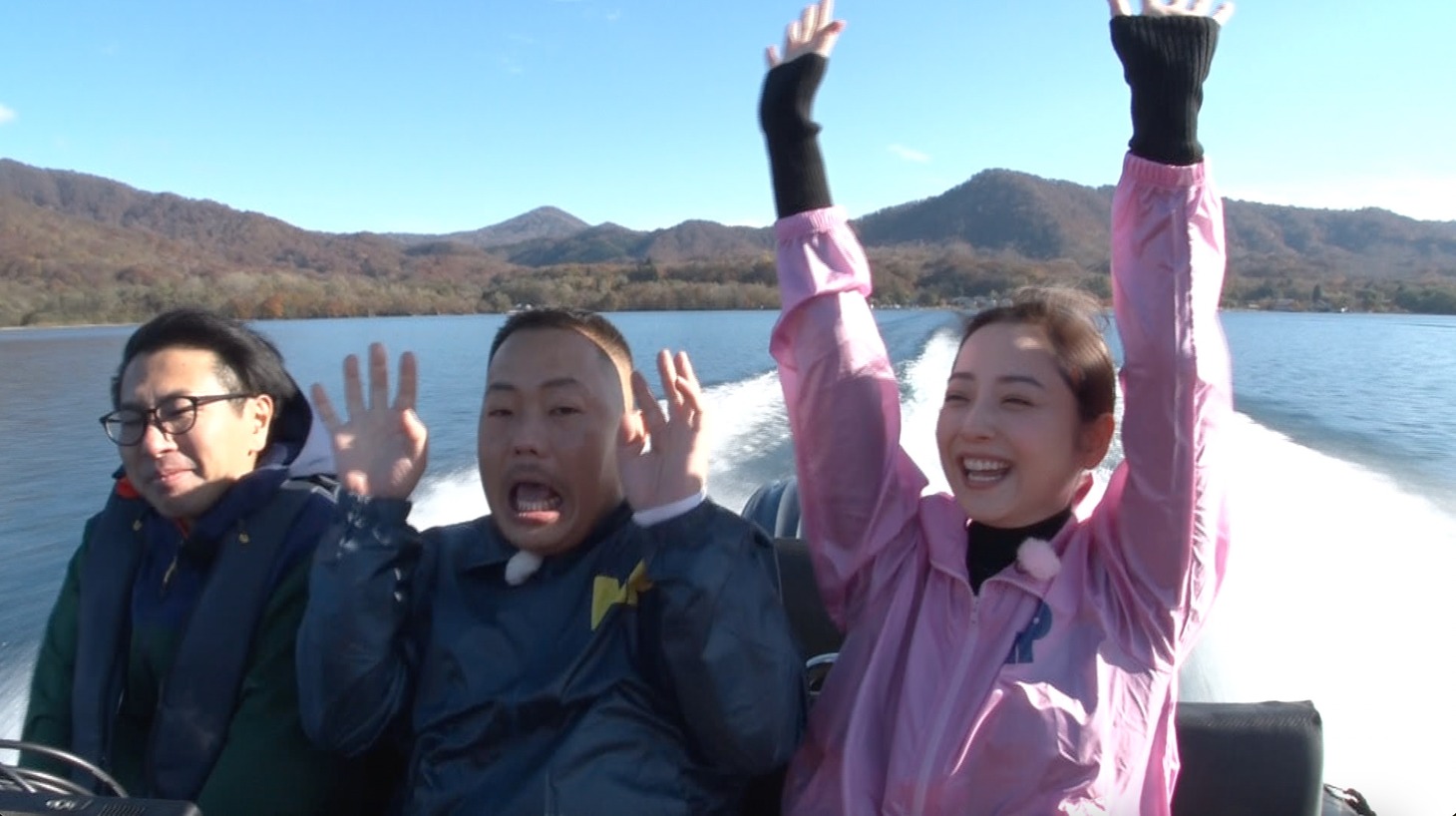 「ミステリープラネット」で展開される青森県・十和田湖ロケのワンシーン