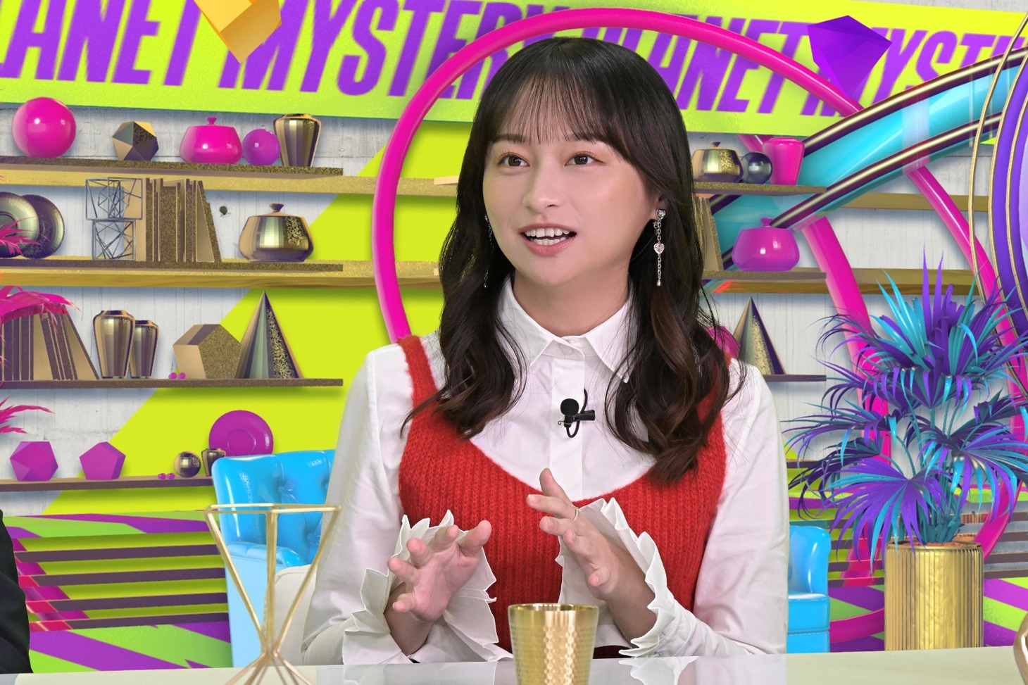 「ミステリープラネット」に出演する影山優佳