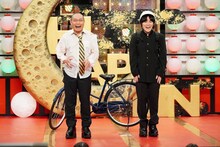 シークレットシューズを履いているラブレターズ