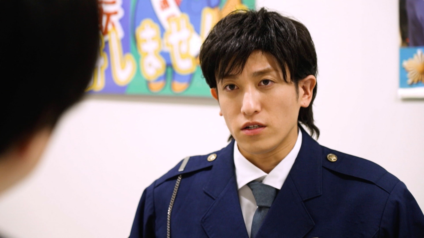 「THE突破ファイル」の再現ドラマに出演するEXIT兼近