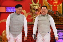 「かまいたちの机上の空論城」にゲスト出演するミルクボーイ