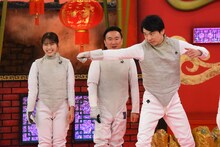 左から渋谷凪咲、かまいたち