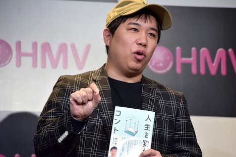 半自伝的小説「人生を変えたコント」を手書きで執筆したと語る霜降り明星せいや