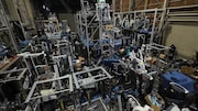 「シン・ギョーカイシーン」より