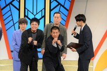 真ん中に来たらファイテングポーズを取ると思ってしまっているコットン