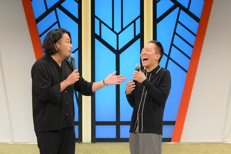 お祝いに駆けつけた見取り図・盛山。中田カウスのことを「師匠」でもなく「お師匠」でもなく、「おしょう」と呼ぶ