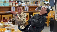 「町中華で飲ろうぜ」で共演する（左から）玉袋筋太郎、江頭2:50