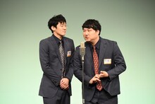 トップバッターを務めたロングコートダディ