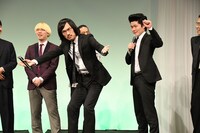 自らを企業に売り込むジョックロック