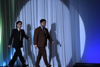 「M-1グランプリ2024」決勝進出者発表会見に登場する令和ロマン