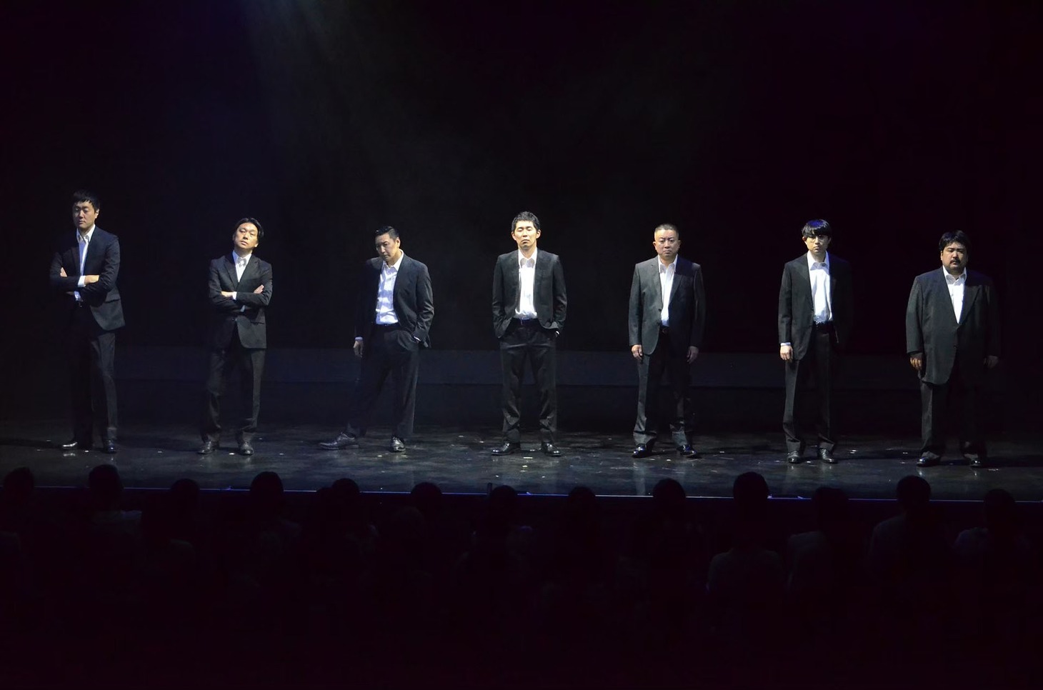 前回の公演「全然うまくいかない」の様子（写真提供：吉本興業）