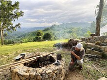 「ヒロシのぼっちキャンプ～年またぎ4時間スペシャル～」に出演するヒロシ
