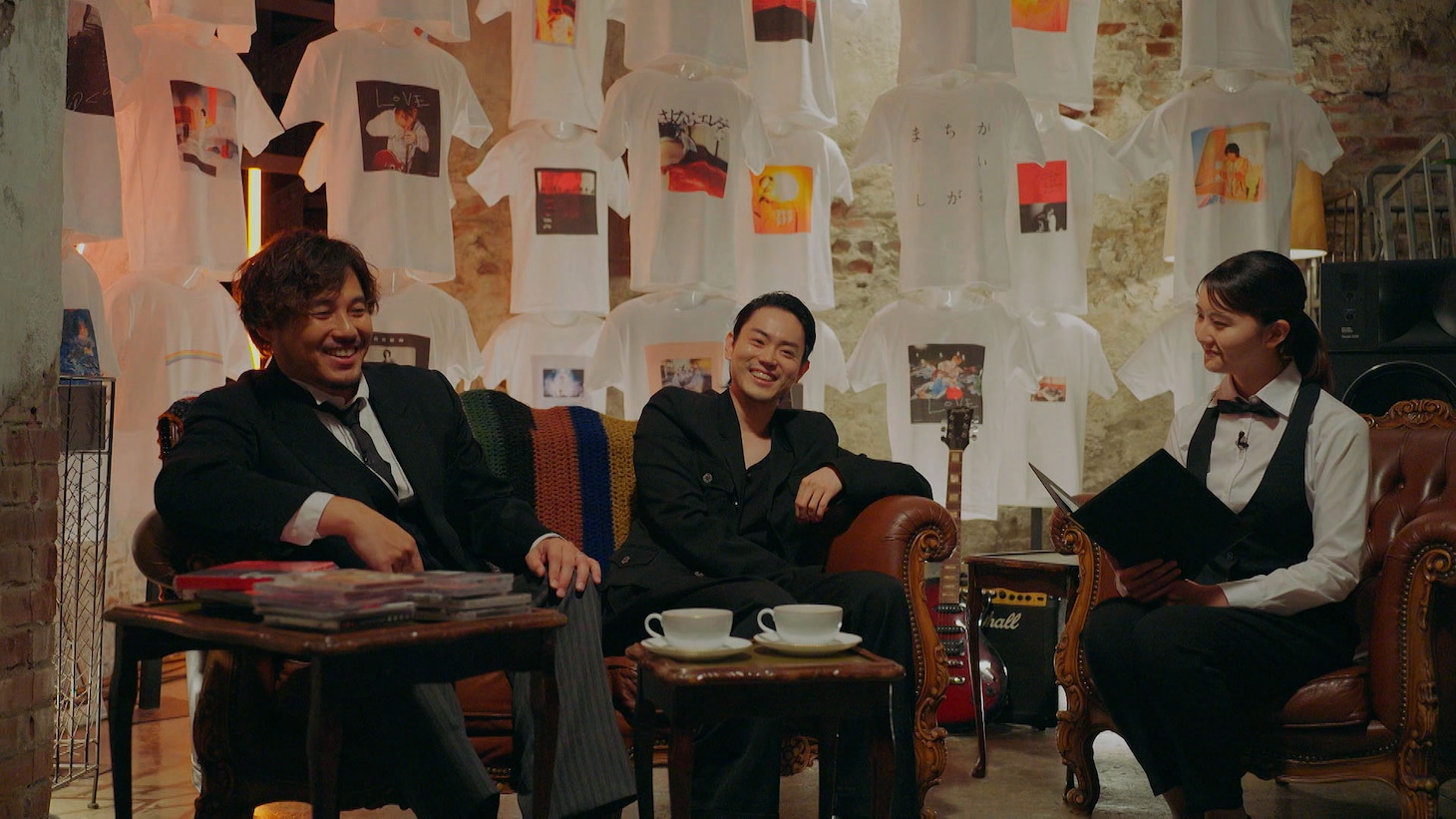 左からアルコ＆ピース平子、菅田将暉、斎藤希実子（NHKアナウンサー）