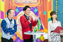 MCの千鳥（左から2人）と西澤由夏アナウンサー