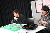 ルーレットに熱中するさらば青春の光