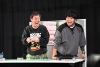 ルーレットに大興奮のさらば青春の光