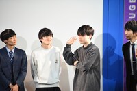 「新人賞」3位の群青団地