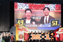 金魚番長に敗れ、「みのわー、ふるいちー、がんばれー！」と笑顔で声援を送るダンビラムーチョ