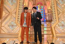 最終決戦でネタを披露するバッテリィズ