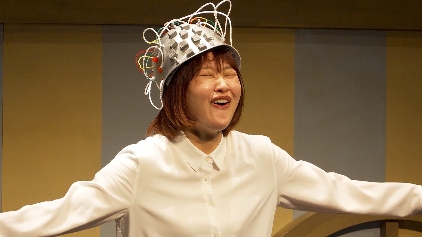 DVD「吉住第7回単独公演『朝焼けのメリーゴーランド』」より
