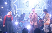 こがけん、3時のヒロインゆめっちと、バンドメンバーのレイザーラモンRG、ニッポンの社長・辻ら